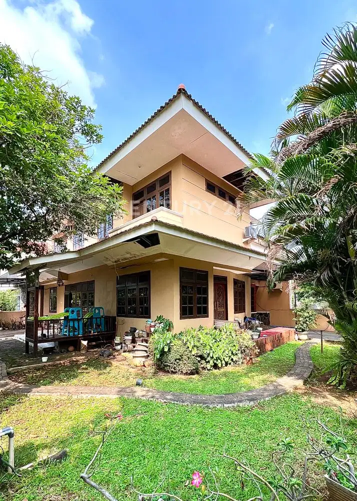 Rumah Hoek Lingkungan Tenang Dan Asri Di Rawamangun S8784