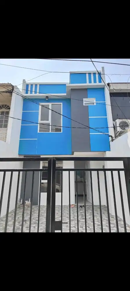 DIJUAL RUMAH FULL RENOVASI 2 LANTAI 1,9 M NEGO TIPIS