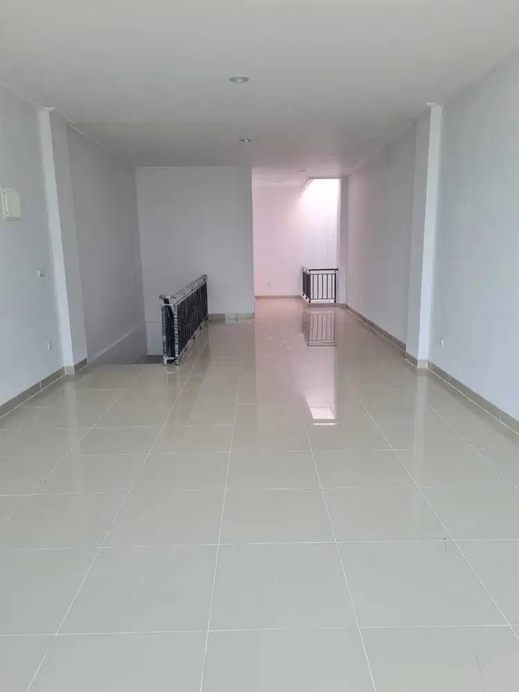 Disewakan Ruko Ebony Batavia Golf Island