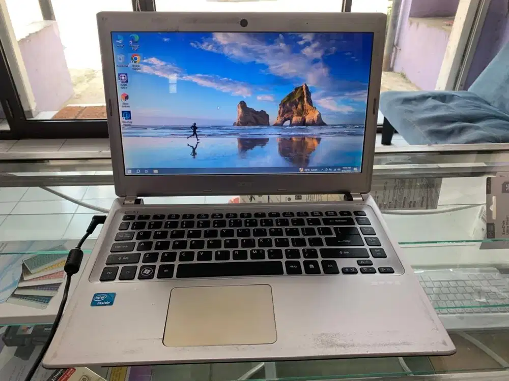 Laptop Murah - Acer V5 431 RAM 4GB HDD 300GB