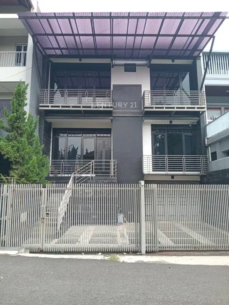 Rumah Full Furnish Di Perumahan Puri Syailendra Bandung Strategis