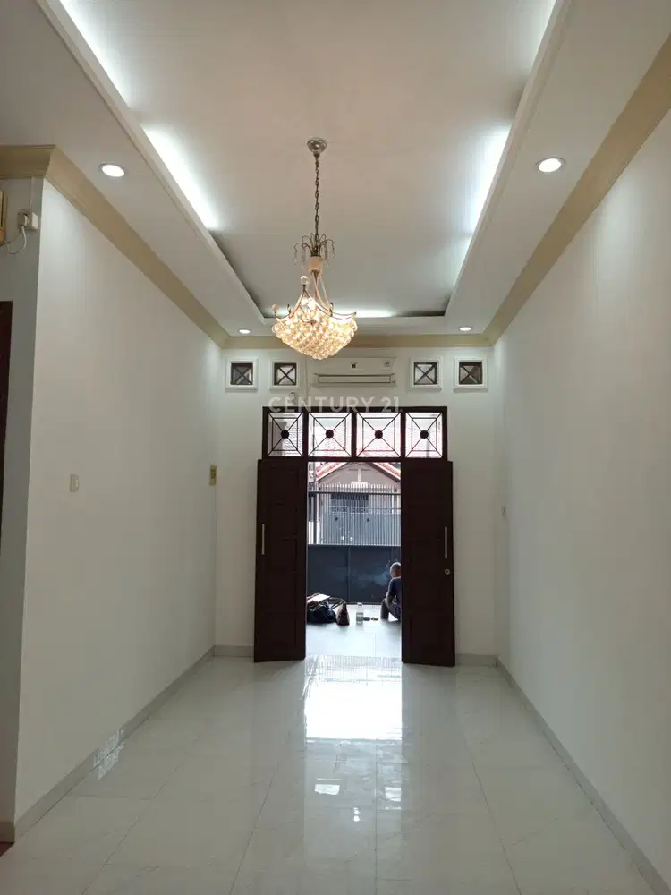 Rumah Tinggal One Gate System Di Pondok Kelapa S8449