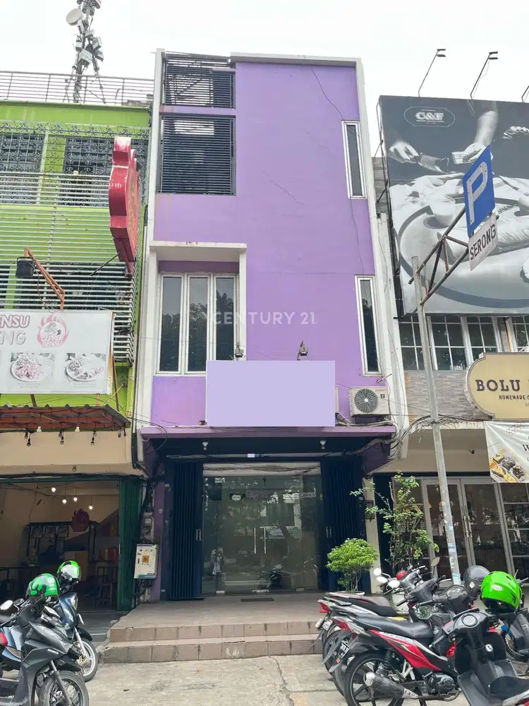 Ruko Di Boulevard Raya Kelapa Gading Jakarta Utara