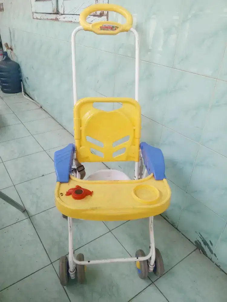 Baby chair/ stroller merk Family
