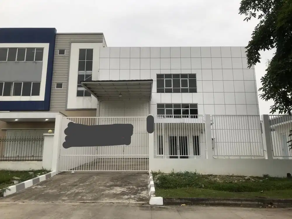 Gudang Non Loading Dock Di Delta Silicon 6, Lippo Cikarang