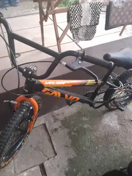 Sepeda bmx pemakaian 2 bulan setelah beli baru dari toko