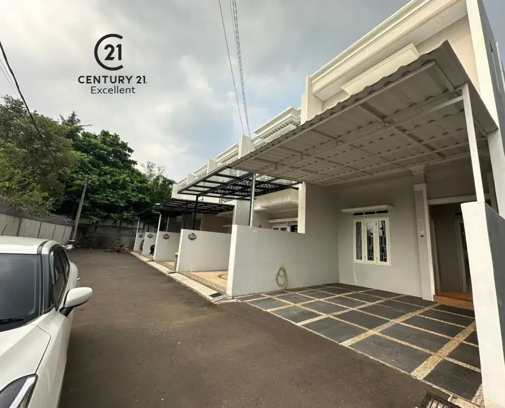 RUMAH MINIMALIS HOOK DI CLUSTER/Town House Jagakarsa Jaksel