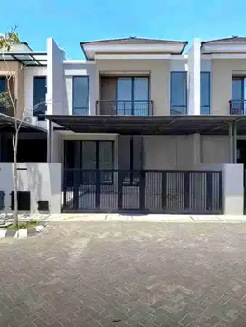 DISEWAKAN RUMAH SIAP HUNI CLUSTER RUBY PONDOK CANDRA DEKAT RAYA MERR RUNGKUT SURABAYA