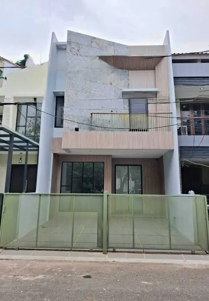 Dijual rumah brandnew siap huni smart lock di pondok indah