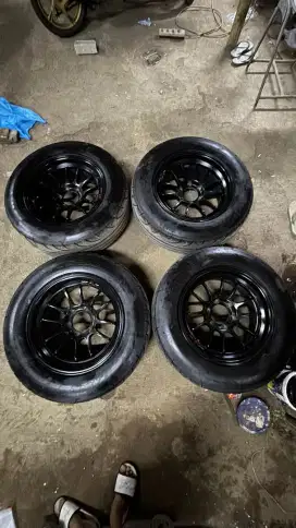 Velg Viver R18 pcd 6x139