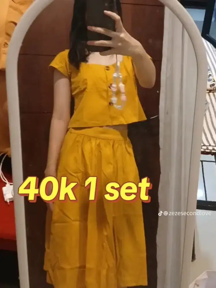 1 SET ORANGE WANITA