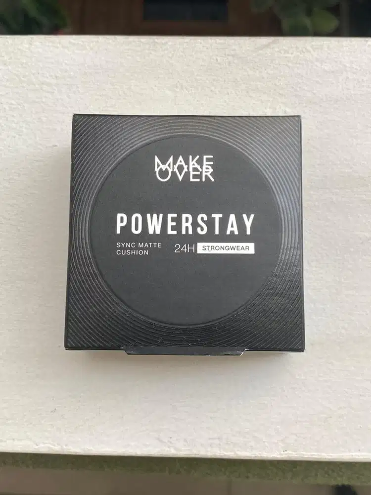 Makeover Powerstay SYNC Matte Cushion