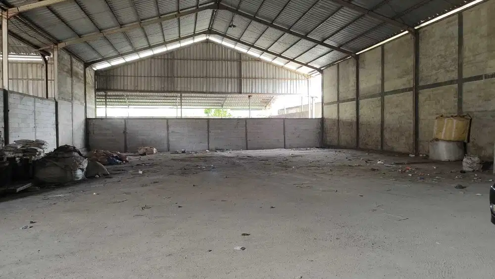 Dijual gudang dgn kantor dan mess di Mustikasari,  Bekasi Timur