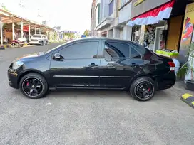 Toyota vios AT  2008 /2010 bukan bekas taksi