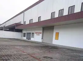 di sewa pabrik luas 8000 m2 luas tanah 1 heltar / 1.000 m2 di Purwakarta