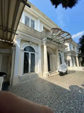 Dijual Rumah Luas Cluster Les Belles Mansion BSD, Tangerang