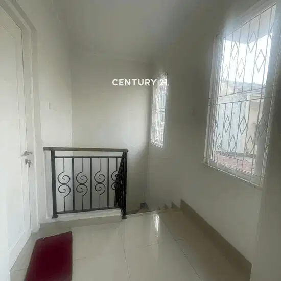 RUMAH BAGUS SEMI FURNISH SIAP HUNI DI LIPPO CIKARANG