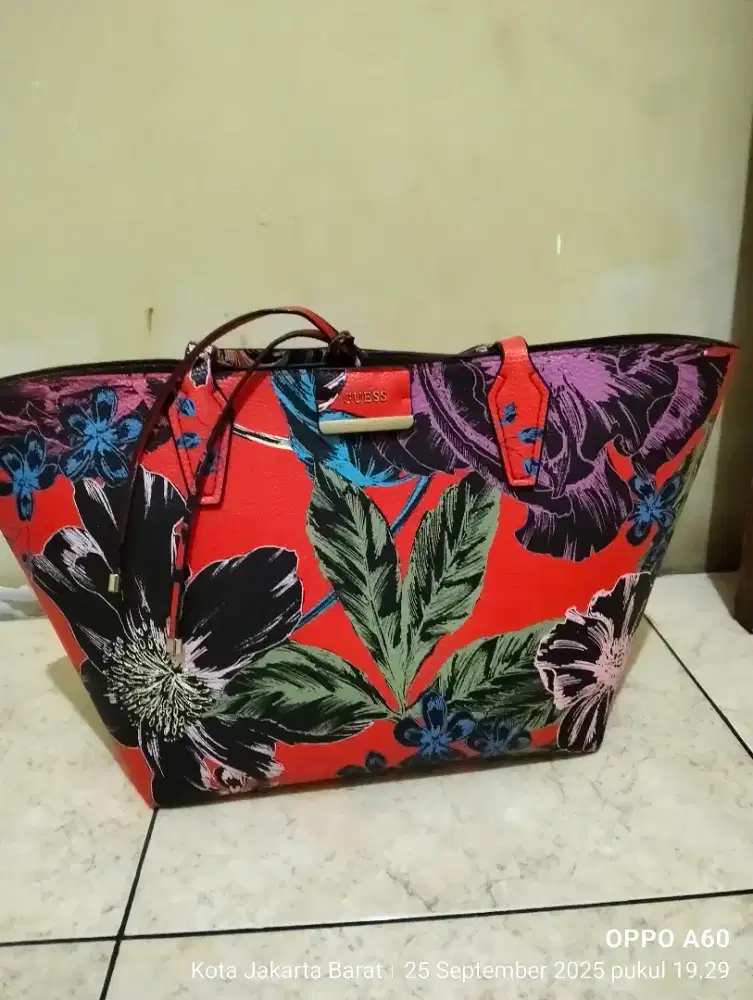 Tas guess original