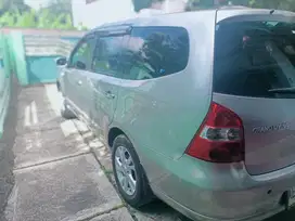 Nissan Grand livina 2011 Bensin