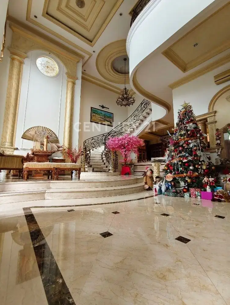 JUAL RUMAH MEWAH 2 LT DI PINISI INDAH PIK1