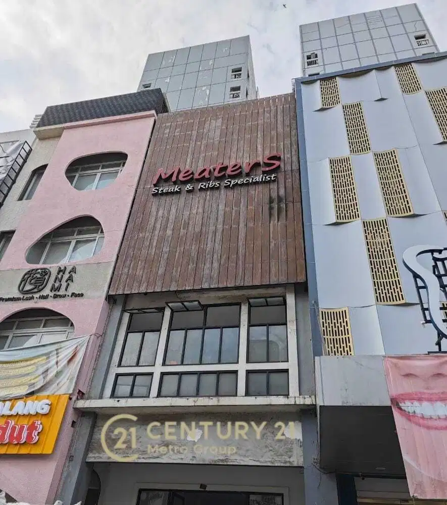 Disewakan Ruko 5 Lantai Cocok Untuk Resto, Kantor Boulevard Elang Laut