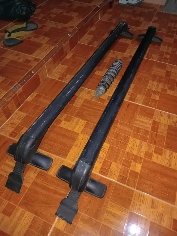 Roof Rail
+ Sok Breaker