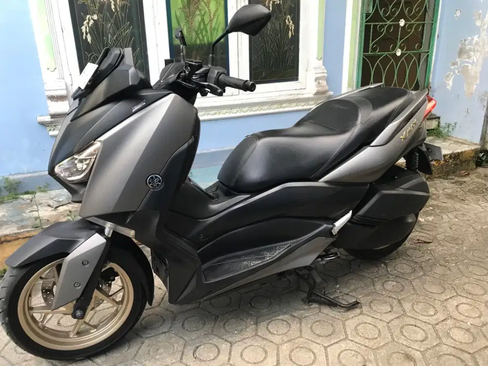 Yamaha XMAX 2018 full standart