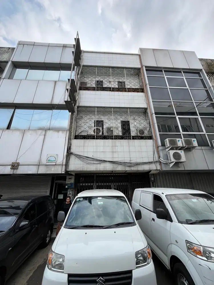 Di Jual Ruko di Senen Jakarta Pusat