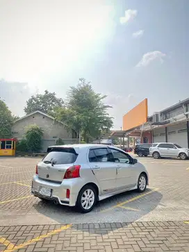 Toyota Yaris S TRD Sportivo Manual 2012