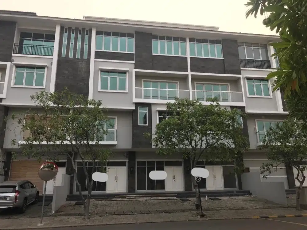 Disewakan 3 Ruko Gandeng Ruko Elang Laut Boulevard PIK Jakarta Utara