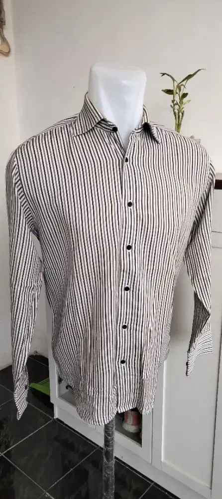 Kemeja Eksekutif Preloved