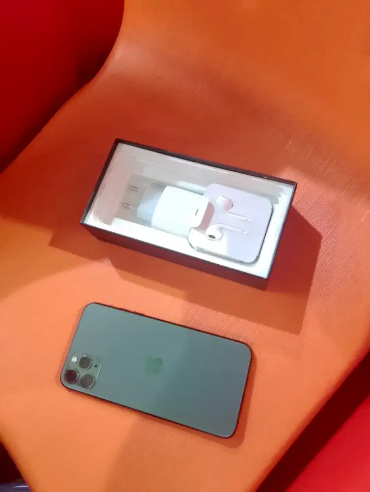 Iphone 11 pro max 256gb baru pusat