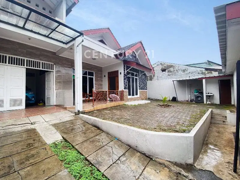 Rumah Siap Huni, Luas, Nyaman Di Ciracas Jakarta Timur S9006