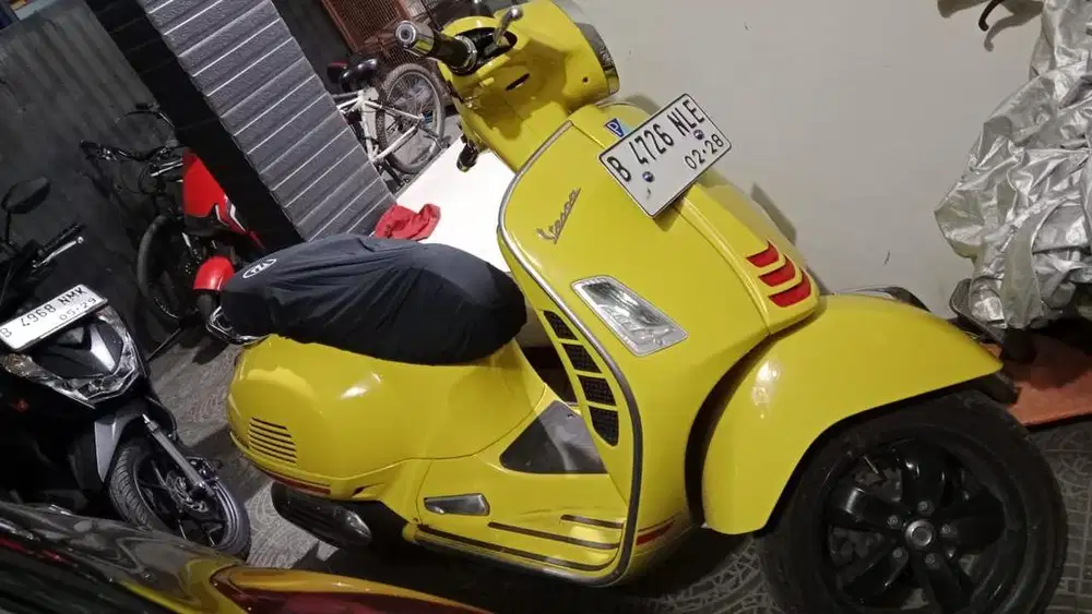 VESPA GTS super 150