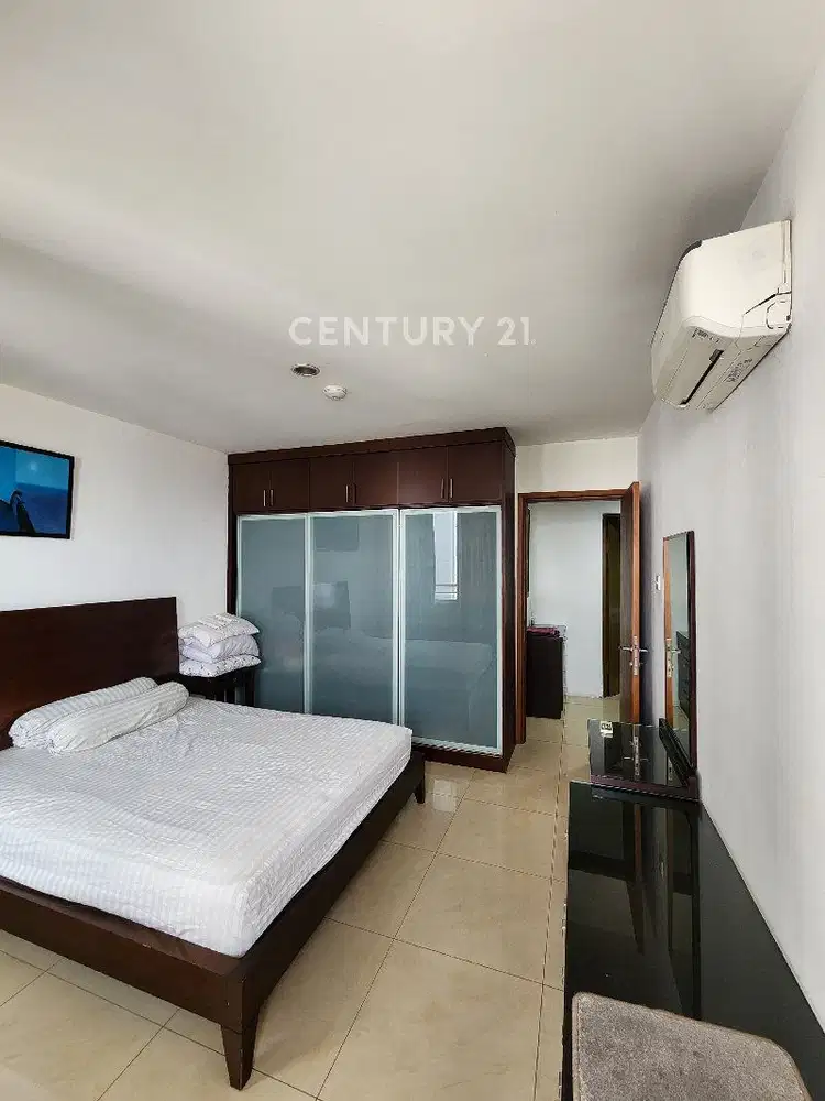 Apartemen Paladian Park 2BR Furnished Lt.17 View City R2221