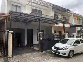Dijual Rumah Alam Hijau Strategis Siap Pakai