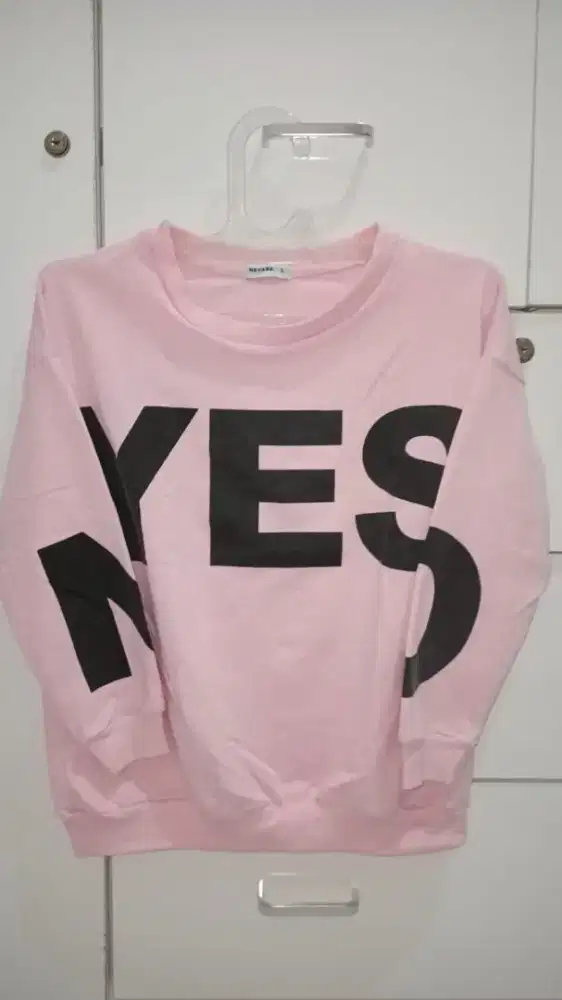 Sweater pink Nevada ukuran S