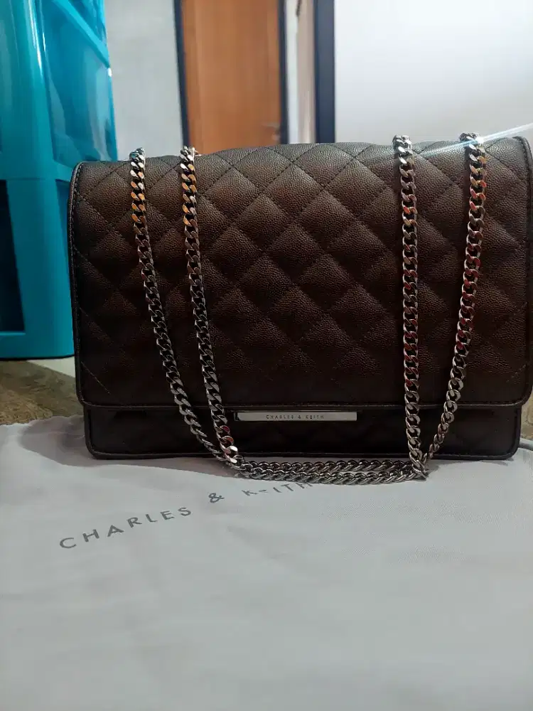 TAS ORIGINAL Charles n Keith