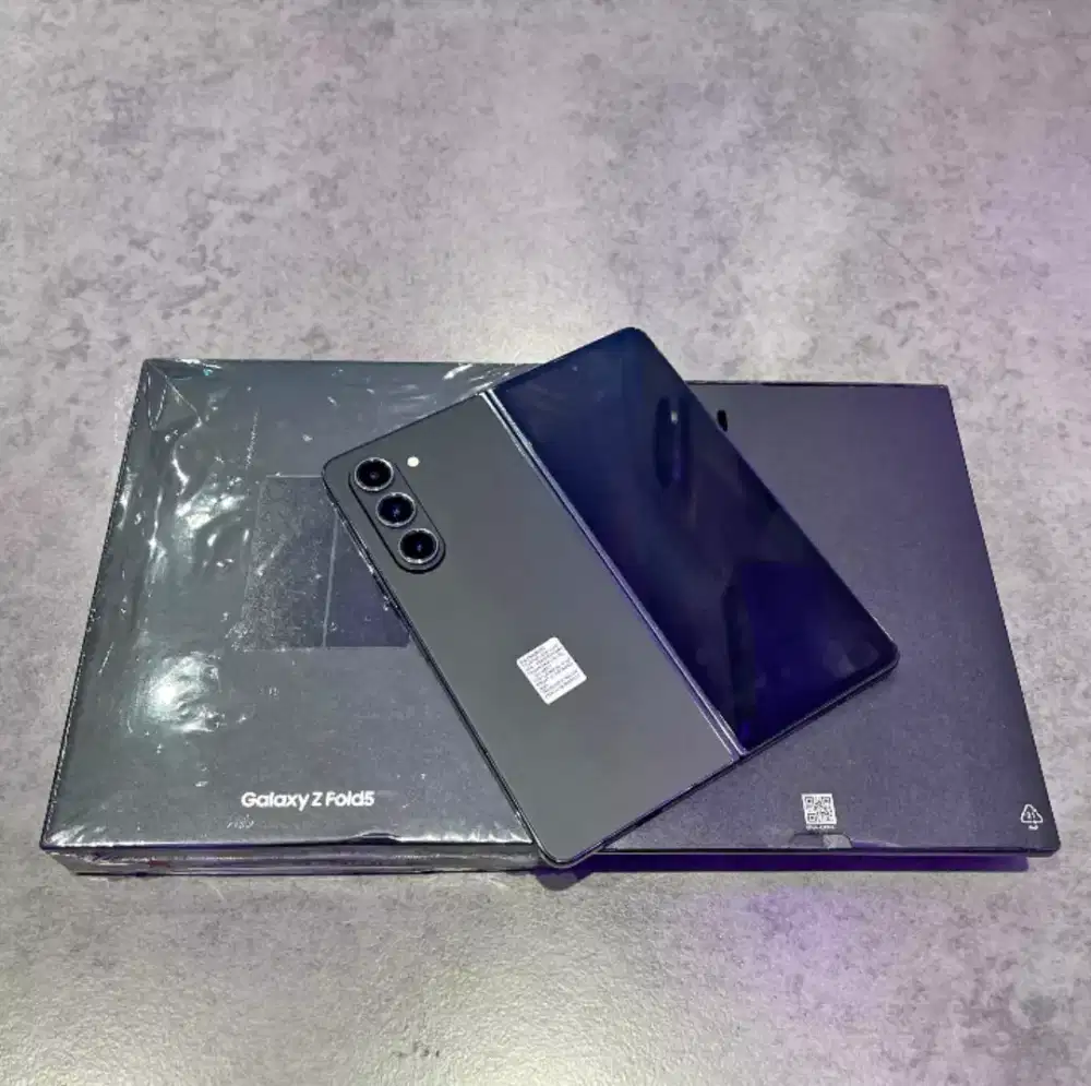 Samsung Galaxy Z Fold 5 12/512gb sein mulus