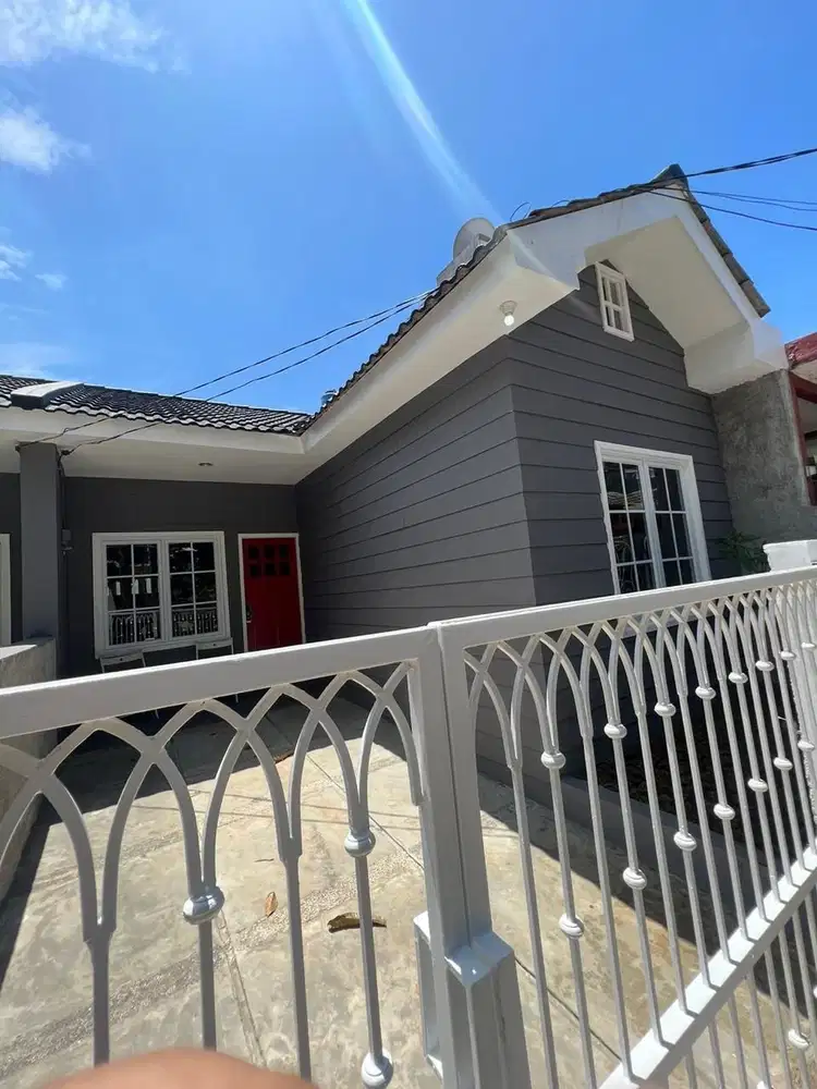 Dijual Rumah Semi Furnished American Style Vila Dago Toll Pamulang