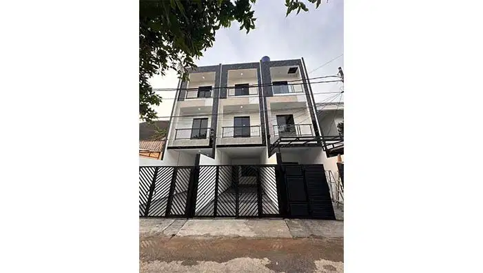 Rumah Jl Angsana Raya, Duri Kepa kebon Jeruk