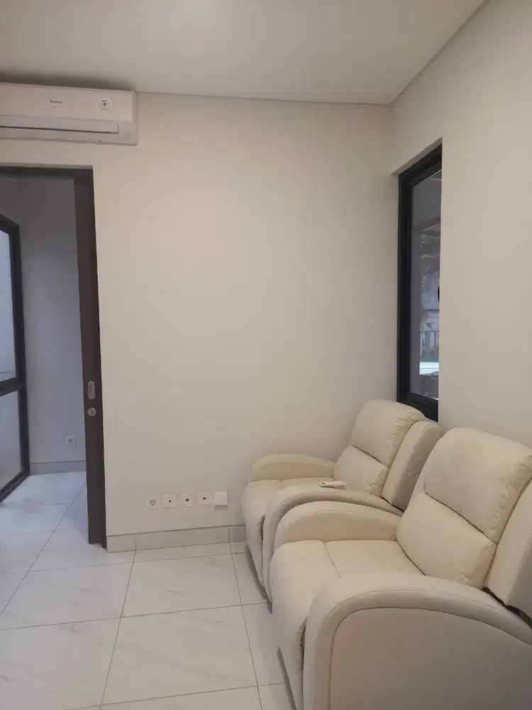 Dijual Cepat Rumah 3 Lantai Hook Cluster Missisipi Kota Wisata Cibubur