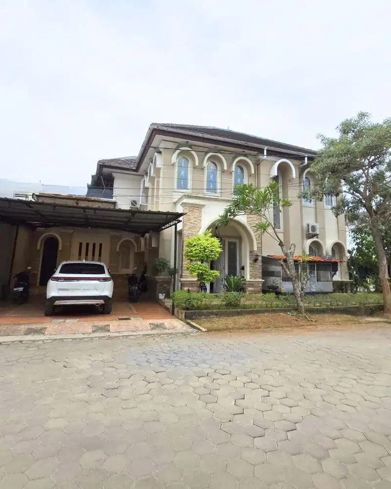 Rumah Cantik dan Cozy Dalam Komplek Hanya 15 menit ke Pintu Tol Desari