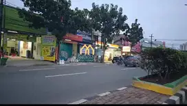 Disewakan Murah Tempat Usaha 3 Lantai SHM  di Serpong