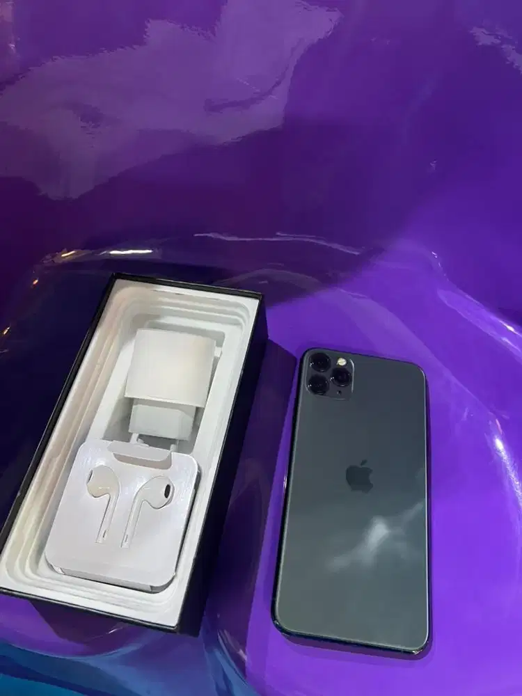 iphone 11 pro max 256gb musti masih baru