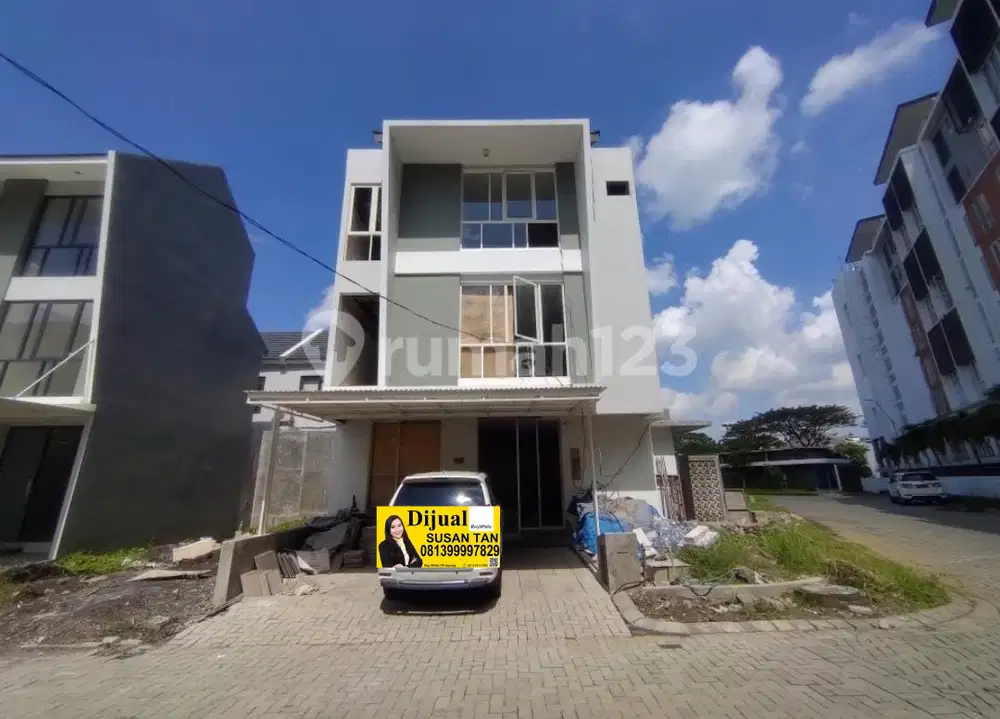 Dijual Rumah Baru Gress di Royal Residence Model 3 Lantai