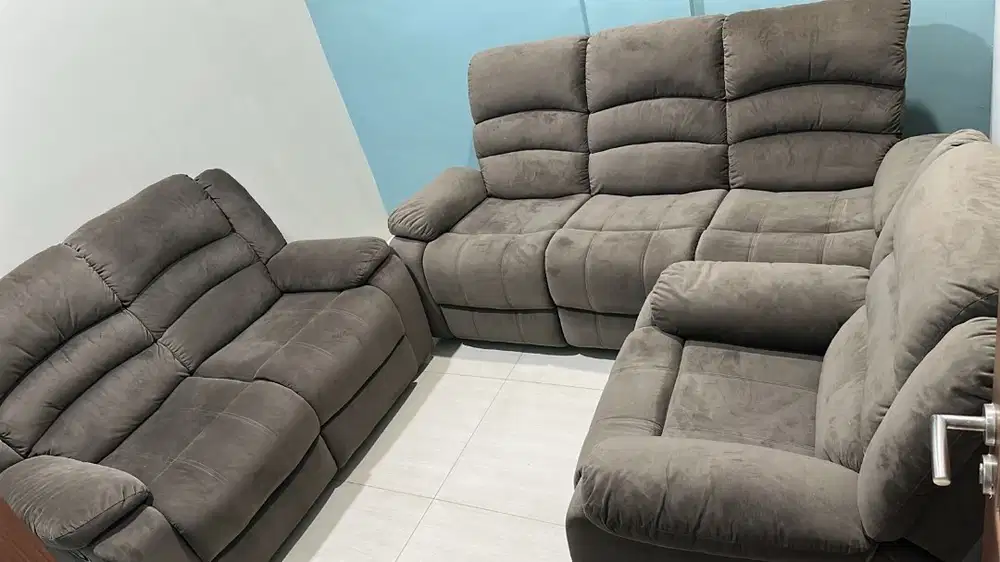 Sofa 1set 3pcs,dari beli cuma di pakai bbrp hari