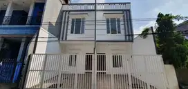 Rumah Komplek Walikota, Jl Putih Melati, Kelapa Gading Luas 5x12m2