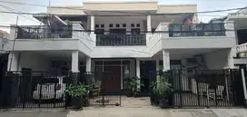 Rumah Kelapa Cengkir Raya, Kelapa Gading, Luas 216m2