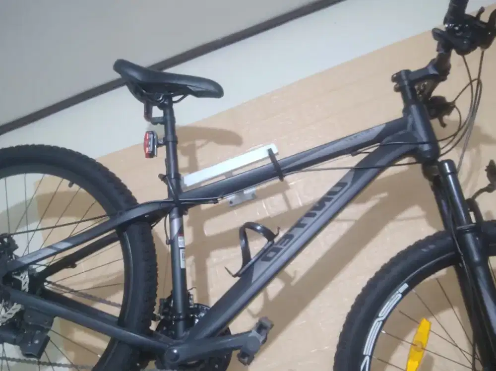 Sepeda United Detroit neo 200